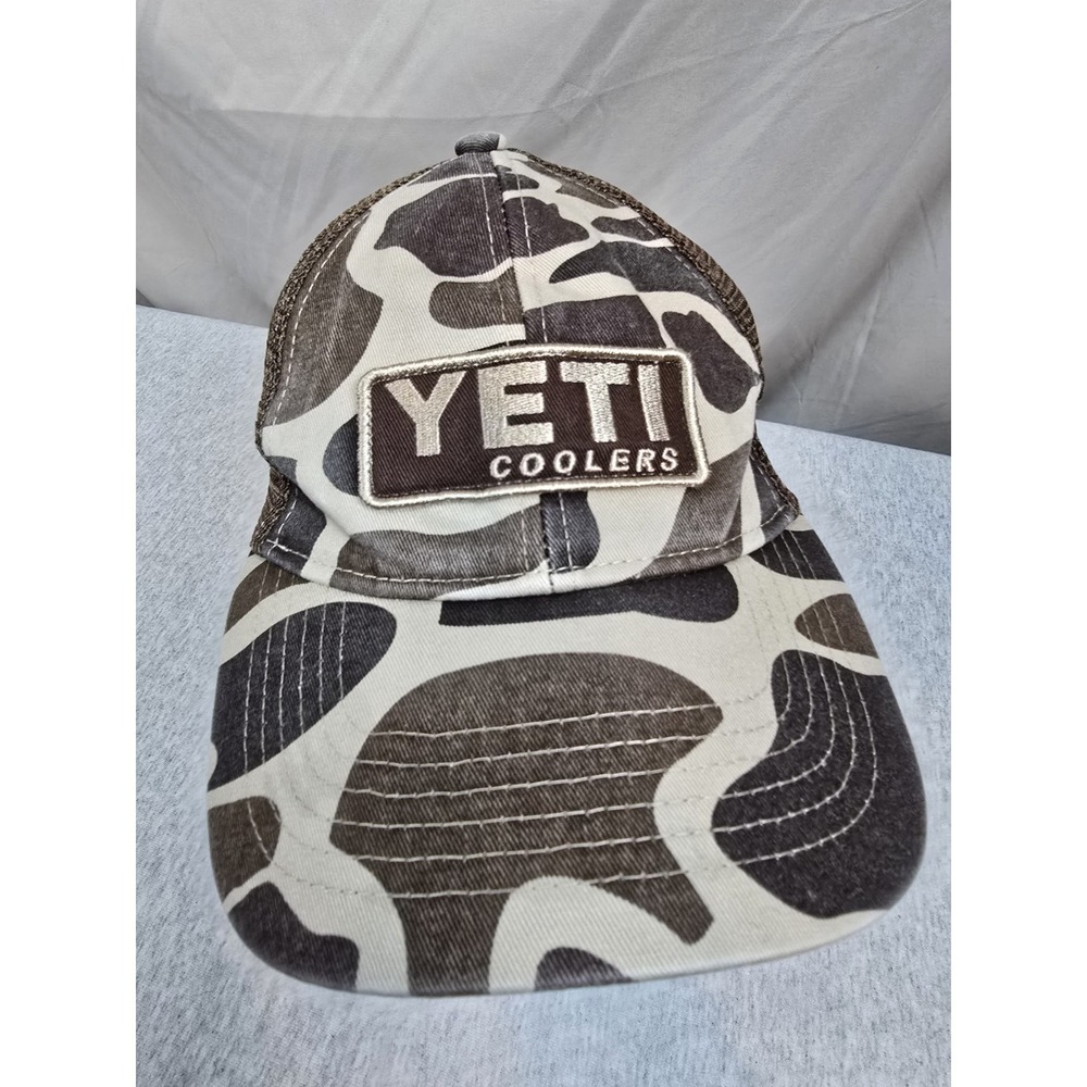 YETI Coolers Trucker Hat Mens Brown Duck Camo Mesh Snapback Cap